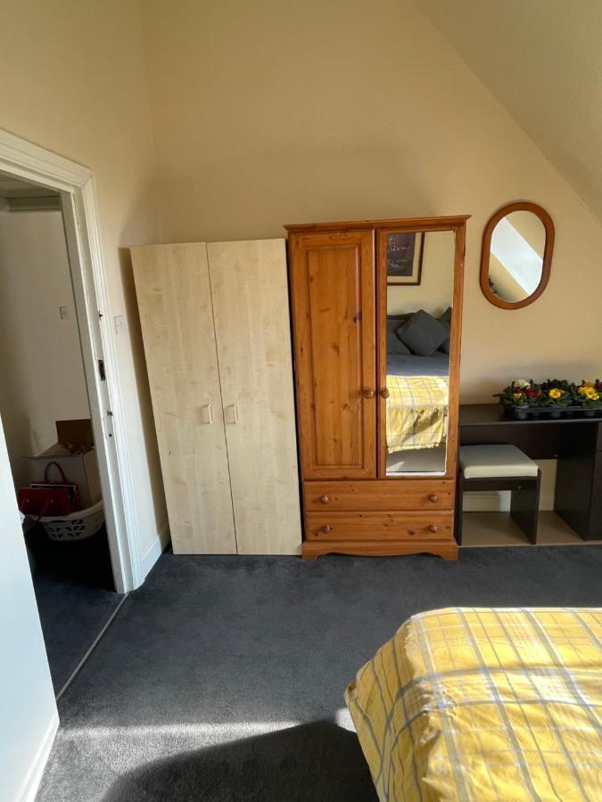 Vibrant & Cosy London Apartment Near Wembley エクステリア 写真